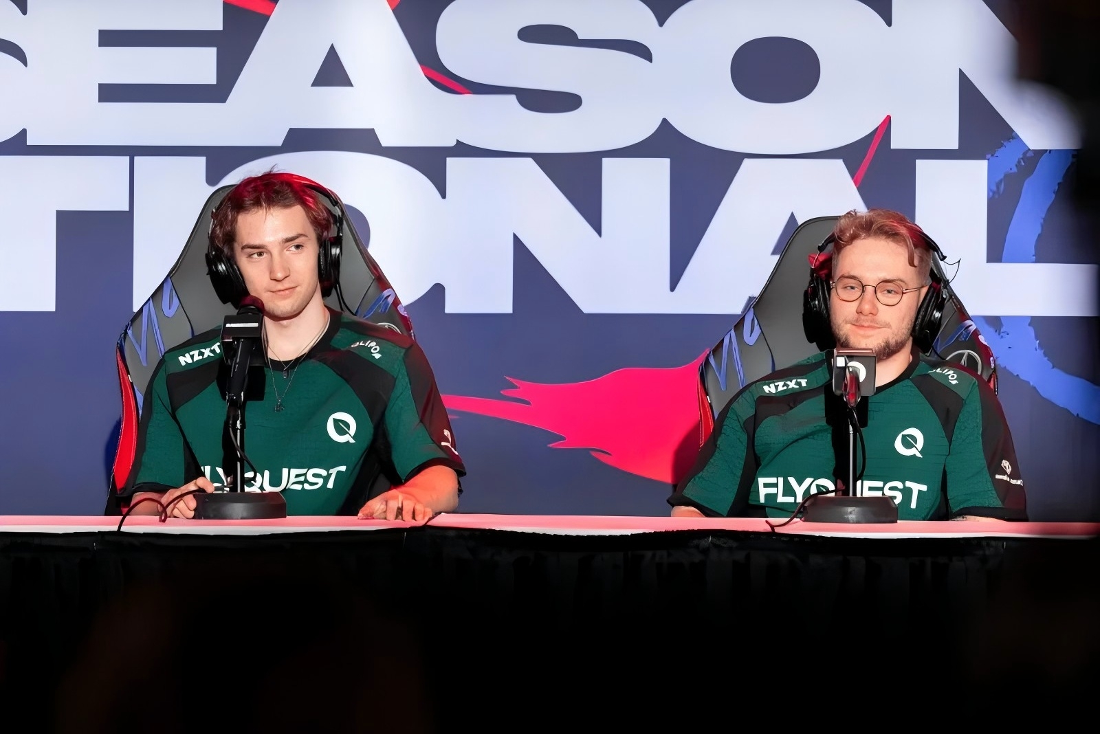 BLG血洗CLG，JackeyLove操刀奇招英雄翻盘宿敌对决四强赛，留下经典瞬间