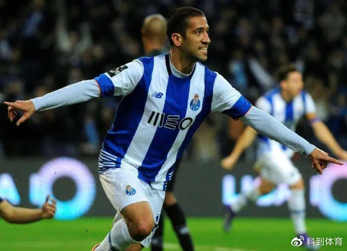 SHR绝杀FLY，Peanut关键团战开团秒人强强对话入围赛，强势挺进下一轮